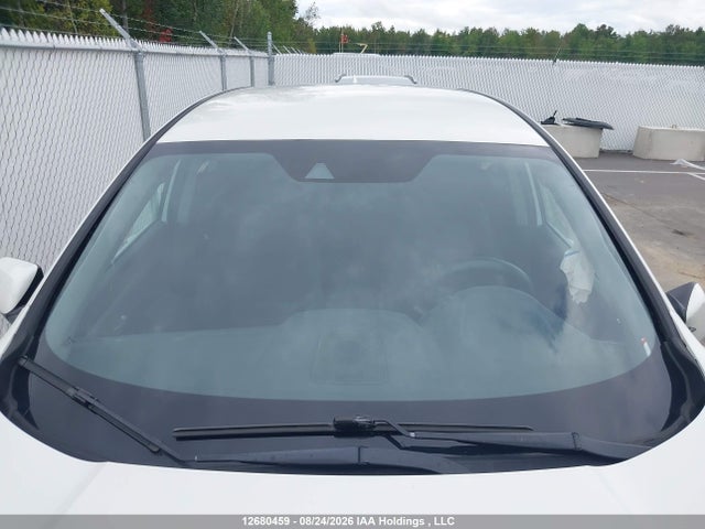 Honda CR-V LX 2018 2HKRW2H20JH105696 Image 18