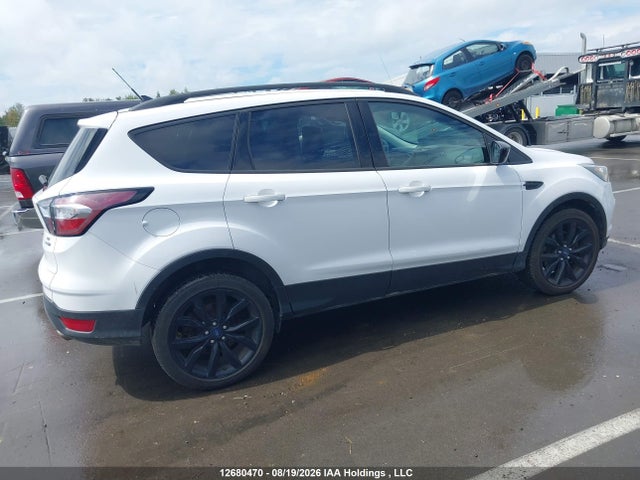 Ford ESCAPE SE 2018 1FMCU9GD5JUC14518 Image 13