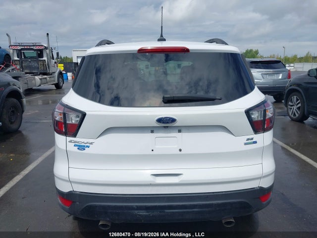 Ford ESCAPE SE 2018 1FMCU9GD5JUC14518 Image 16
