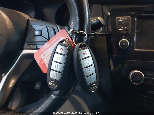 JN1BJ1CR8KW347987 Nissan Qashqai S/sl/sv
