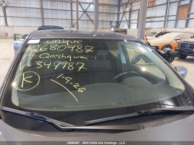JN1BJ1CR8KW347987 Nissan Qashqai S/sl/sv