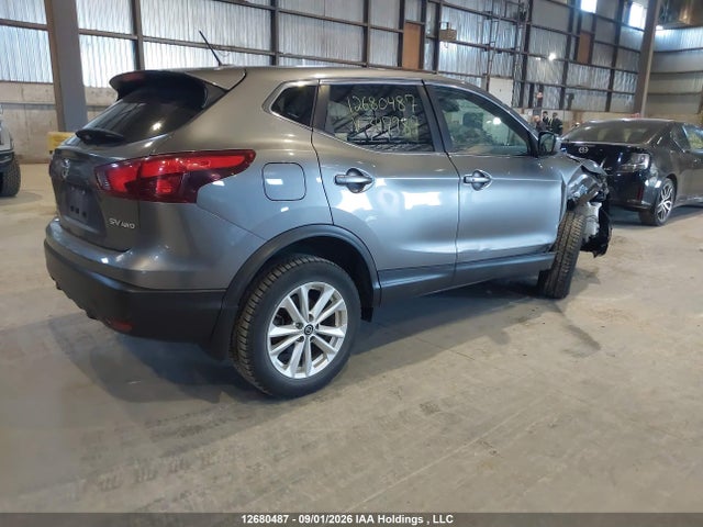 JN1BJ1CR8KW347987 Nissan Qashqai S/sl/sv