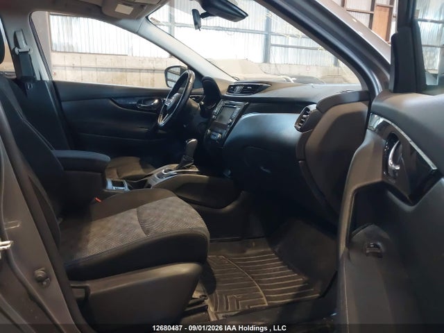 JN1BJ1CR8KW347987 Nissan Qashqai S/sl/sv