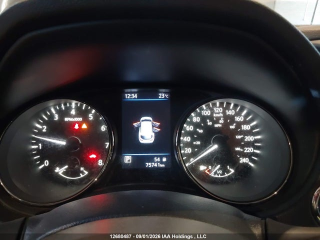 JN1BJ1CR8KW347987 Nissan Qashqai S/sl/sv
