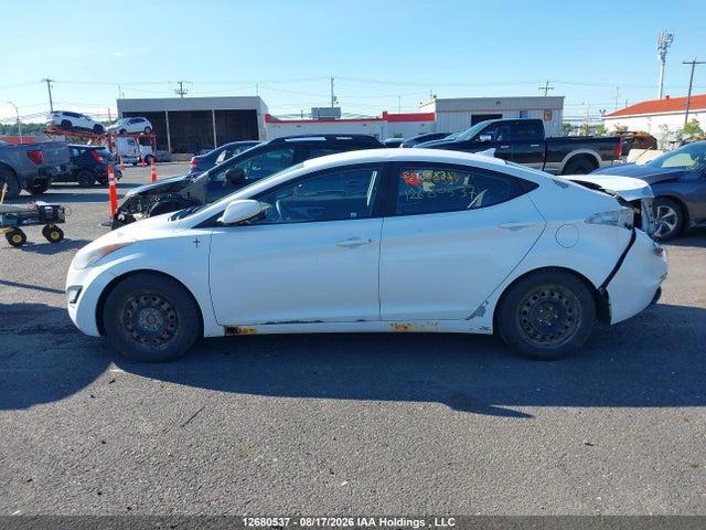 5NPDH4AE5FH612735 Hyundai ELANTRA GL