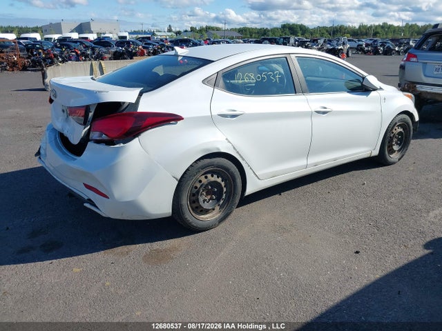 5NPDH4AE5FH612735 Hyundai ELANTRA GL