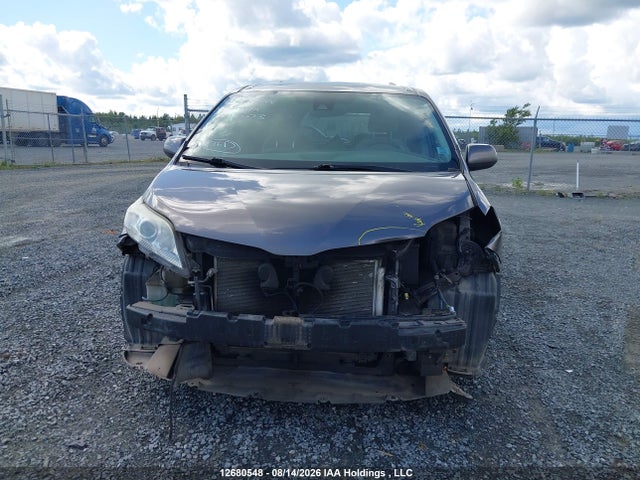 Продаж на аукціоні авто 2019 Toyota Sienna Le 8-passenger, vin: 5TDKZ3DCXKS011303, номер лоту: 12680548