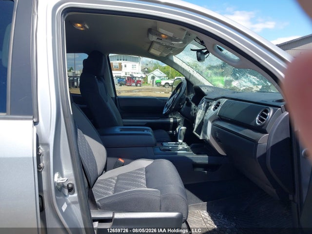 Продажа на аукционе авто 2021 Toyota Tundra, vin: 5TFUY5F17MX009993, номер лота: 12659726