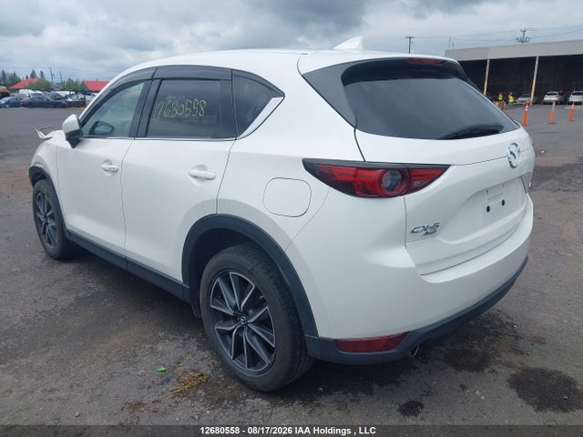 Mazda CX-5 GT 2017 JM3KFBDL3H0134463 Image 3
