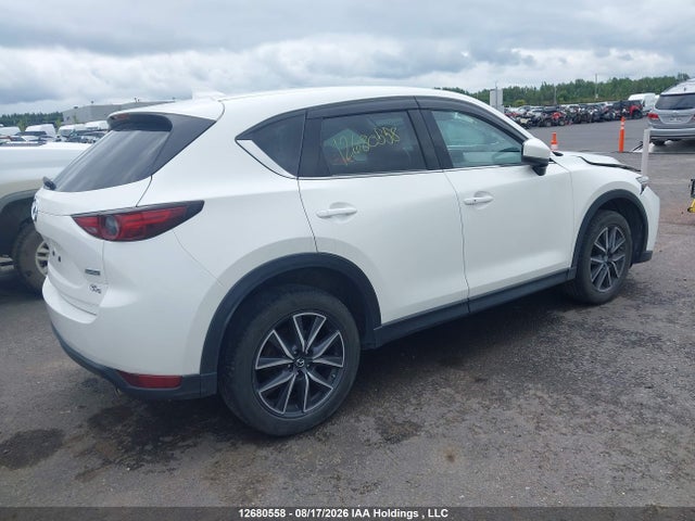 Mazda CX-5 GT 2017 JM3KFBDL3H0134463 Image 4