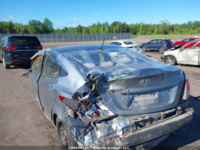 Aukcja sprzedaży 2017 Hyundai Accent L, vin: KMHCT4AE0HU369012, numer aukcji: 12658259