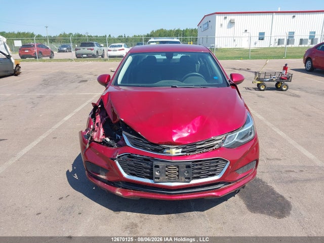 Aukcja sprzedaży 2018 Chevrolet Cruze Lt Auto, vin: 1G1BE5SM3J7107911, numer aukcji: 12670125