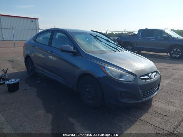 12659964 :رقم المزاد ، KMHCT4AE5EU641646 vin ، 2014 Hyundai Accent L مزاد بيع