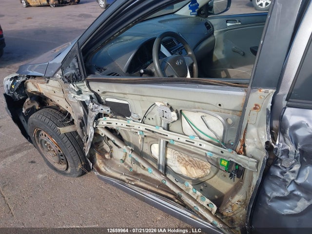 12659964 :رقم المزاد ، KMHCT4AE5EU641646 vin ، 2014 Hyundai Accent L مزاد بيع