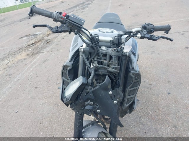 Yamaha FZ09 2017 JYARN53N8HA000133 Image 19