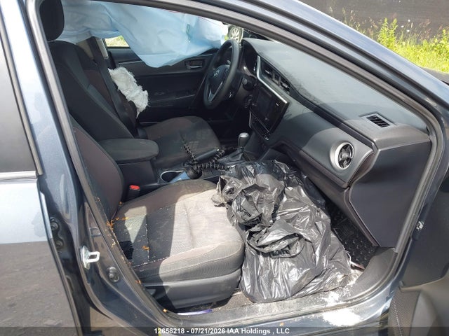 12658218 :رقم المزاد ، 2T1BURHE3HC945009 vin ، 2017 Toyota Corolla Le مزاد بيع