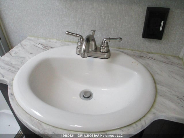 Coachmen Brookstone 2023 5ZT3BKUB3PA330359 Image 28
