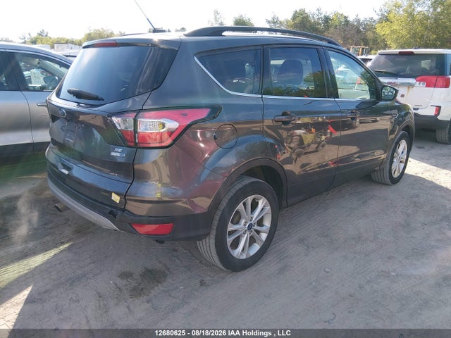 12680625 :رقم المزاد ، 1FMCU9GD4HUE26742 vin ، 2017 Ford Escape Se مزاد بيع