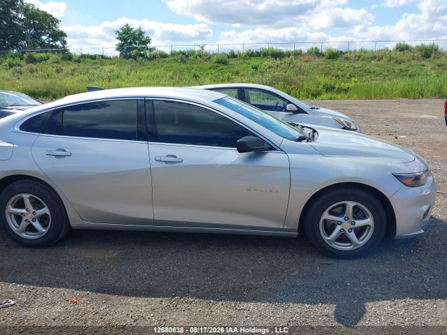 1G1ZB5ST6GF245570 Chevrolet Malibu