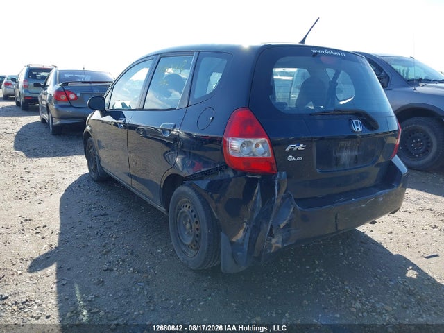 Продажа на аукционе авто 2007 Honda Fit Lx, vin: JHMGD37457S821346, номер лота: 12680642