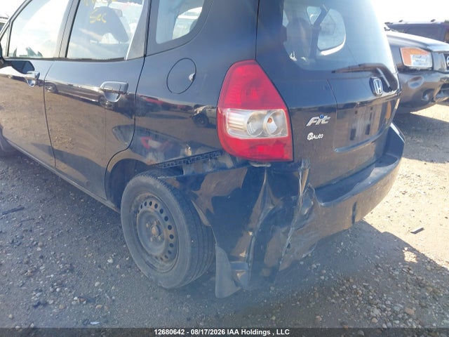 Продажа на аукционе авто 2007 Honda Fit Lx, vin: JHMGD37457S821346, номер лота: 12680642