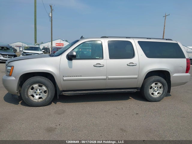 2007 Chevrolet Suburban Lt მანქანა იყიდება აუქციონზე, vin: 1GNFK16347R190894, აუქციონის ნომერი: 12680649