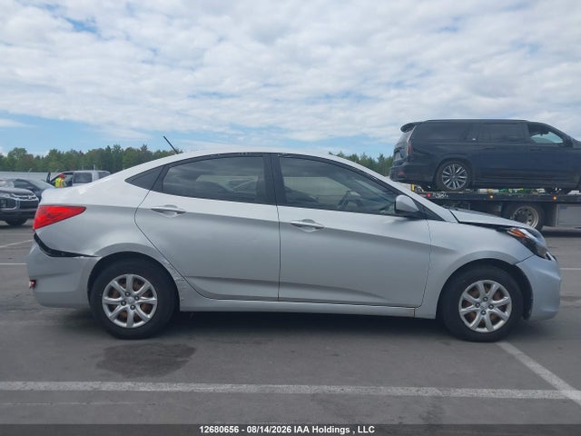 12680656 :رقم المزاد ، KMHCT4AEXDU467393 vin ، 2013 Hyundai Accent Gl مزاد بيع