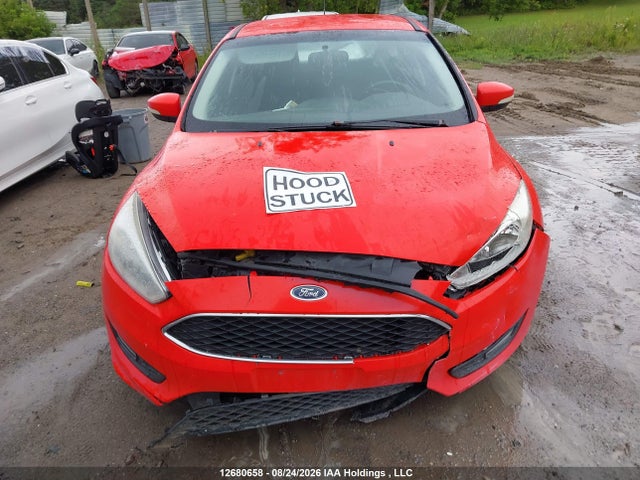 Ford FOCUS SE 2016 1FADP3K27GL334506 Image 10