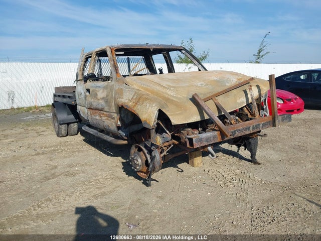 2002 Chevrolet Silverado 3500 Chassis Ls/lt მანქანა იყიდება აუქციონზე, vin: 1GCJK39182E211822, აუქციონის ნომერი: 12680663