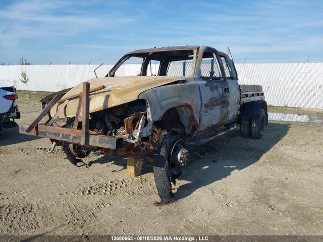 12680663 :رقم المزاد ، 1GCJK39182E211822 vin ، 2002 Chevrolet Silverado 3500 Chassis Ls/lt مزاد بيع