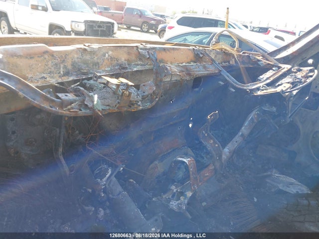 12680663 :رقم المزاد ، 1GCJK39182E211822 vin ، 2002 Chevrolet Silverado 3500 Chassis Ls/lt مزاد بيع