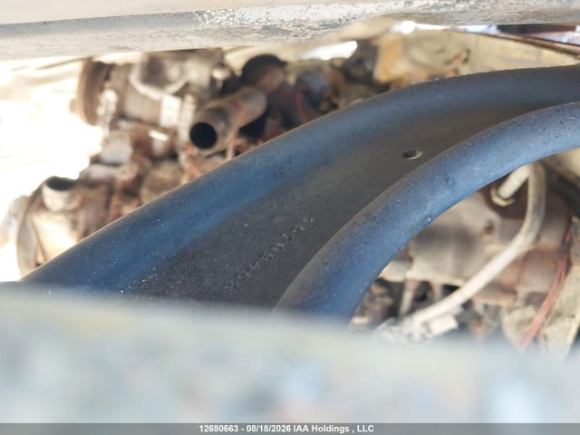 12680663 :رقم المزاد ، 1GCJK39182E211822 vin ، 2002 Chevrolet Silverado 3500 Chassis Ls/lt مزاد بيع