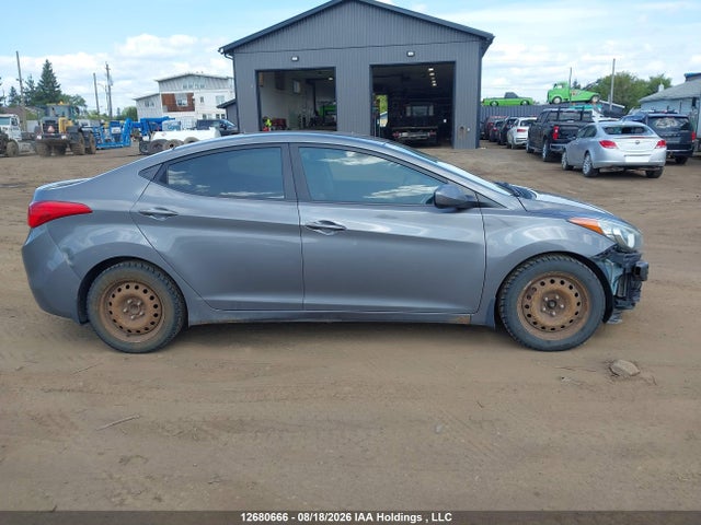 2011 Hyundai Elantra Gl მანქანა იყიდება აუქციონზე, vin: 5NPDH4AEXBH042645, აუქციონის ნომერი: 12680666