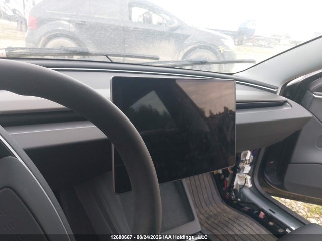 Продажа на аукционе авто 2024 Tesla Model 3, vin: 5YJ3E1ET3RF887356, номер лота: 12680667