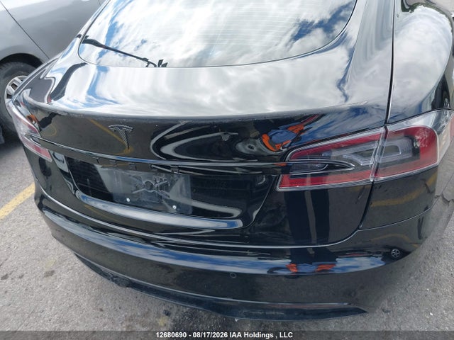 12680690 :رقم المزاد ، 5YJSA1E54NF471500 vin ، 2022 Tesla Model S Awd مزاد بيع
