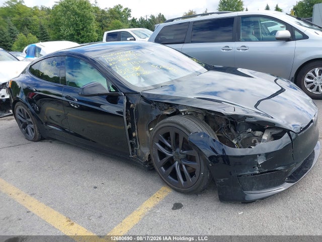 12680690 :رقم المزاد ، 5YJSA1E54NF471500 vin ، 2022 Tesla Model S Awd مزاد بيع