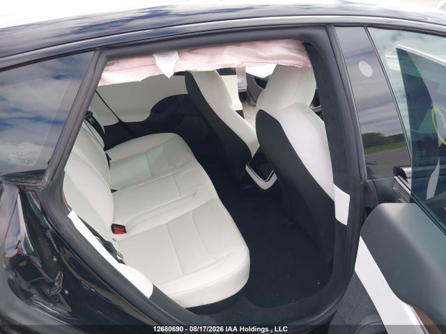 12680690 :رقم المزاد ، 5YJSA1E54NF471500 vin ، 2022 Tesla Model S Awd مزاد بيع