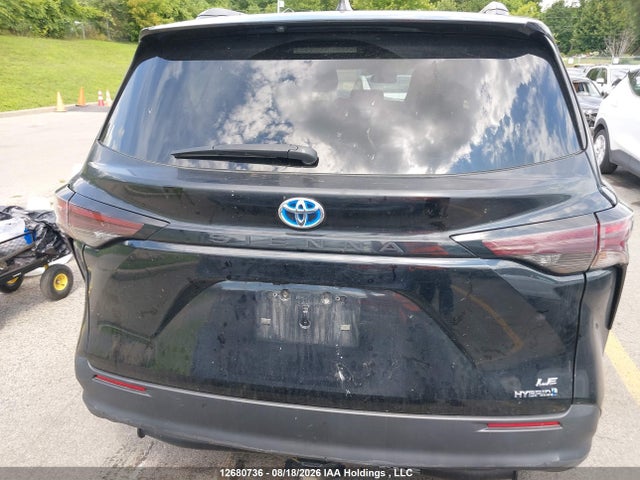 5TDGRKEC4RS215572 Toyota Sienna Le 8-passenger