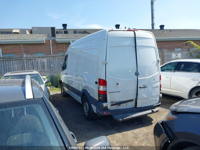 2014 Mercedes-benz Sprinter 2500 Standard Roof მანქანა იყიდება აუქციონზე, vin: WD3BE7DCXE5844770, აუქციონის ნომერი: 12680741