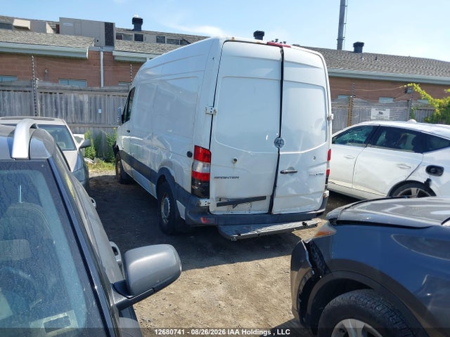2014 Mercedes-benz Sprinter 2500 Standard Roof მანქანა იყიდება აუქციონზე, vin: WD3BE7DCXE5844770, აუქციონის ნომერი: 12680741
