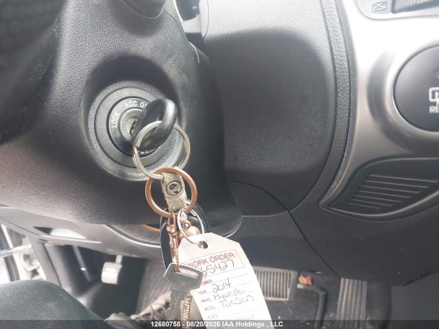 KM8JT3AF7EU860554 Hyundai Tucson Gl
