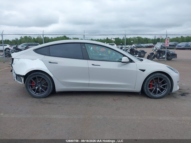 5YJ3E1EB1MF987939 Tesla MODEL 3
