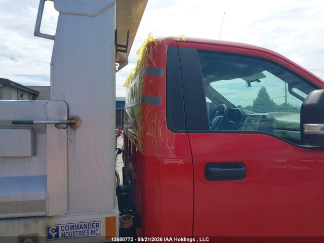 Ford F-450 Chassis Xl 2017 1FDTF4HT4HEC35285 Image 6