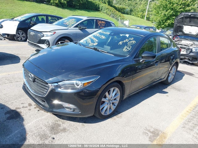 Mazda Mazda3 Gt 2018 3MZBN1W31JM174897 Image 2