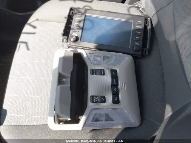 Toyota Rav4 Xle 2022 2T3RWRFV0NW138993 Image 11