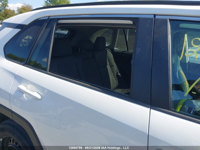 Toyota Rav4 Xle 2022 2T3RWRFV0NW138993 Image 24