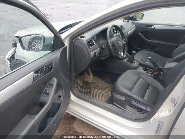 2011 Volkswagen Jetta Tdi მანქანა იყიდება აუქციონზე, vin: 3VW3L7AJ5BM094409, აუქციონის ნომერი: 12680805