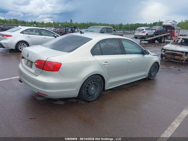 2011 Volkswagen Jetta Tdi მანქანა იყიდება აუქციონზე, vin: 3VW3L7AJ5BM094409, აუქციონის ნომერი: 12680805
