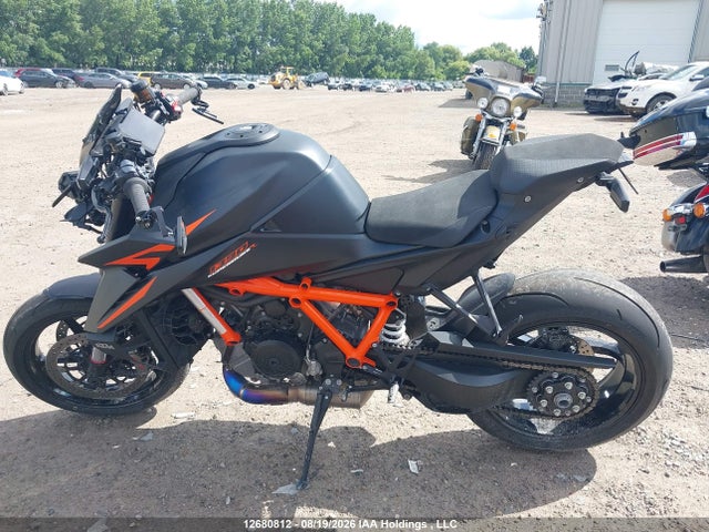 12680812 :رقم المزاد ، VBKV39400SM909829 vin ، 2025 Ktm 1290 Super Duke R مزاد بيع