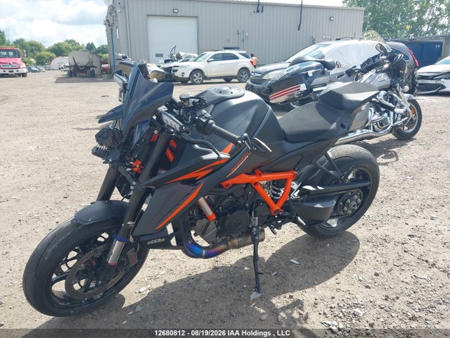 12680812 :رقم المزاد ، VBKV39400SM909829 vin ، 2025 Ktm 1290 Super Duke R مزاد بيع